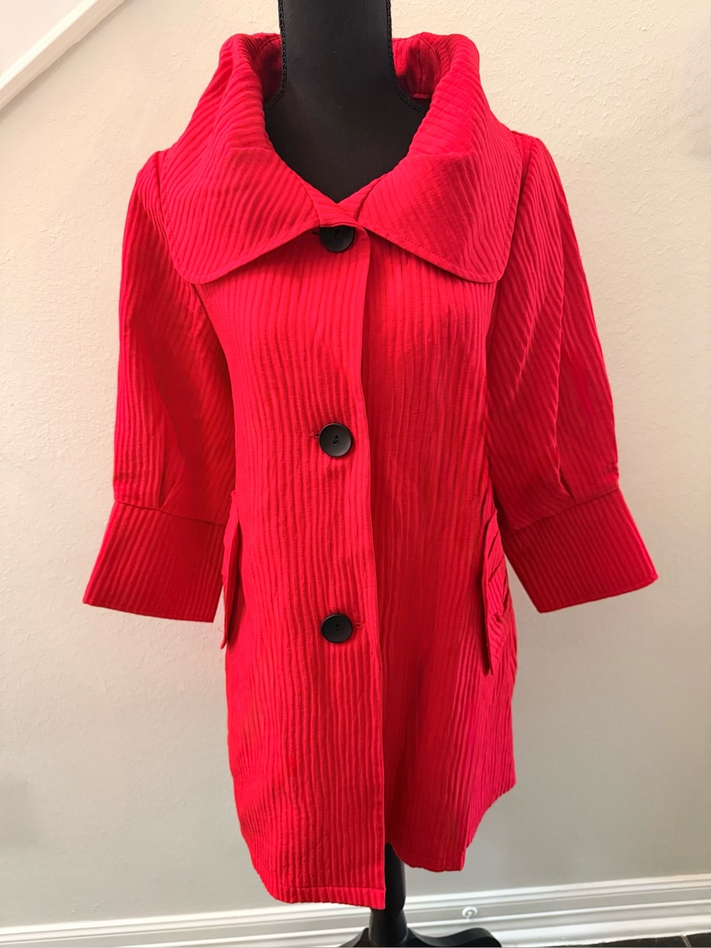 Women’s Red Ribbed Button-Front Coat
